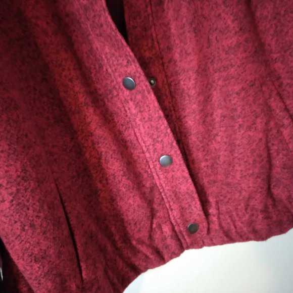 C.J. Banks 1x 16W/18W Women's Jacket Red Black VARSITY/BOMBER Style - Picture 4 of 5